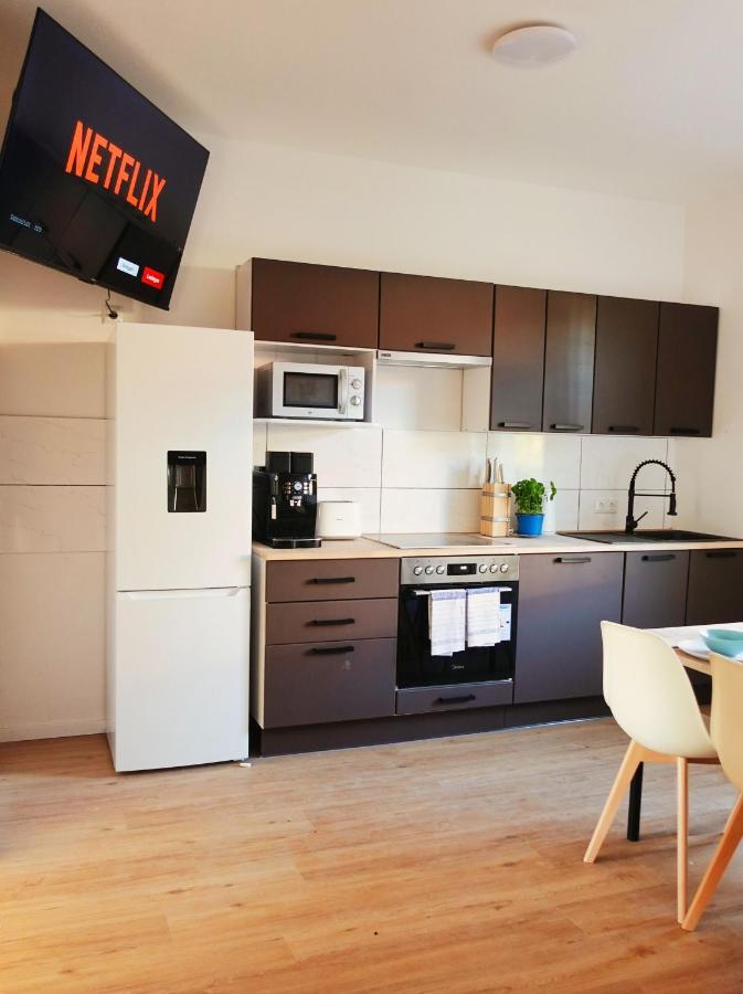 Luvono Apartments - 2 Schlafzimmer / Netflix / Disney+ Μαγδεβούργο Εξωτερικό φωτογραφία